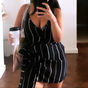 Rails malia wrap dress in navy pinstripe. Size small.